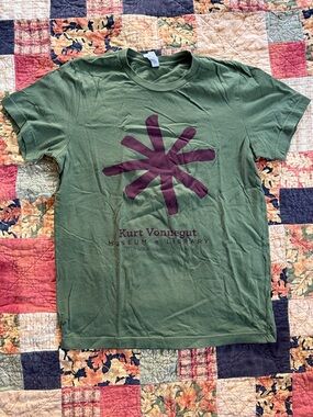 Kurt Vonnegut tshirt